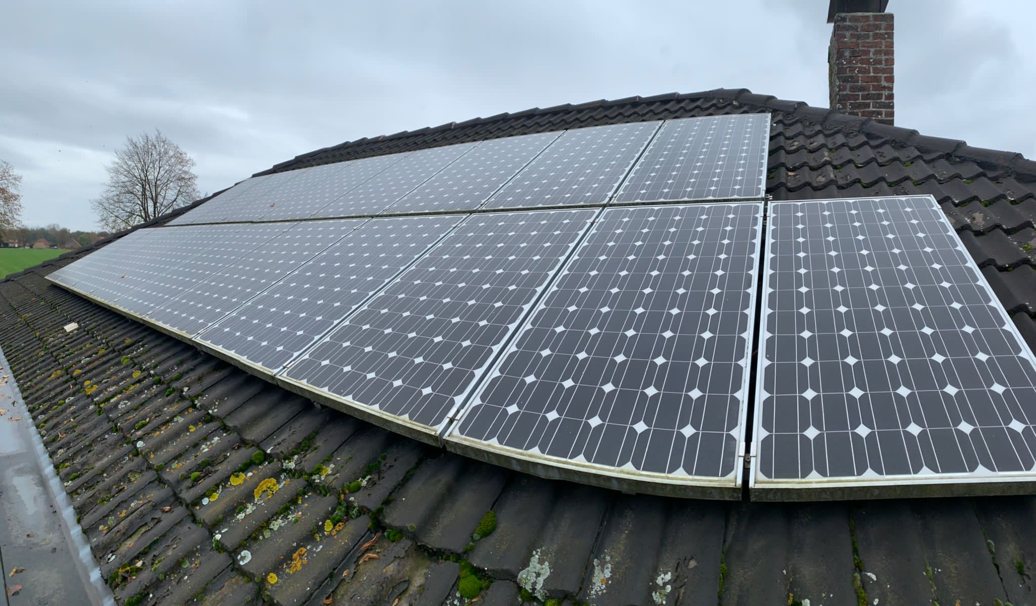 GS Energy bv volledig dak zonne paneel